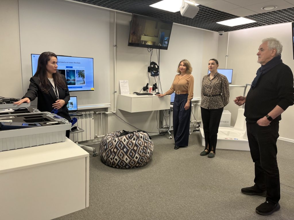 Константин Лисецкий признал значимость применения VR‑технологий и БОС в тренажере ReviSide