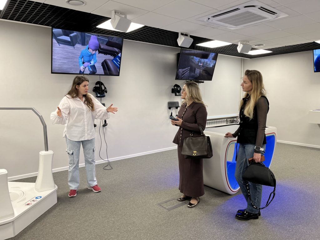 Диагностические модули ReviMotion, ReviSide и ReviStabix оценили представители Центра промышленной медицины