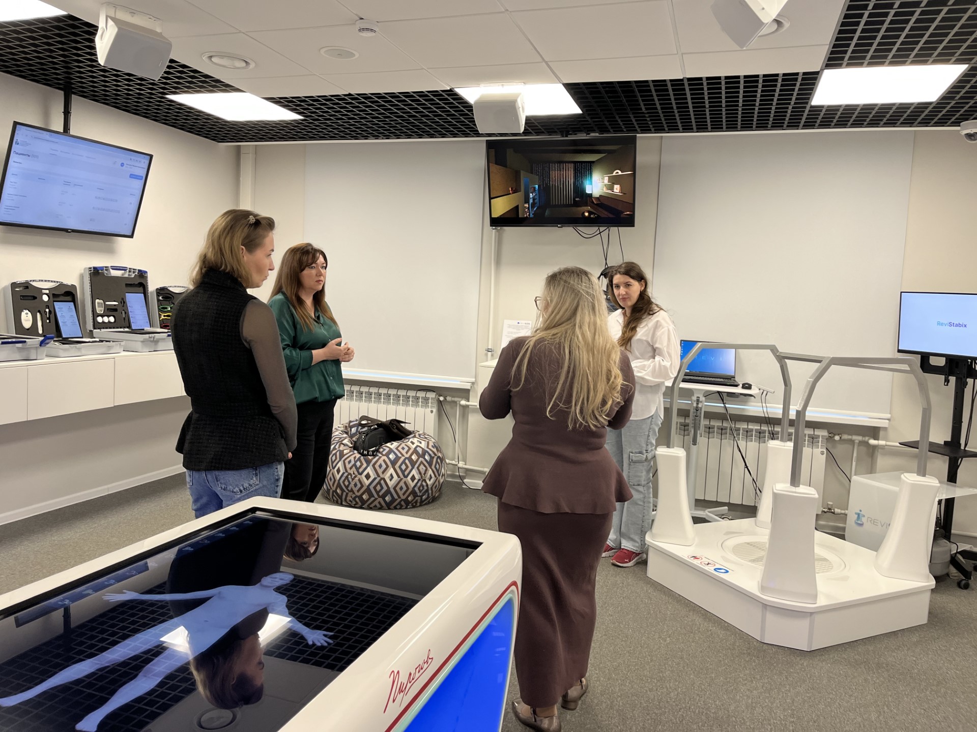 Диагностические модули ReviMotion, ReviSide и ReviStabix оценили представители Центра промышленной медицины